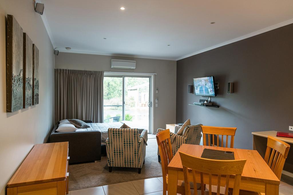 Must At Coonawarra Aparthotel Penola Exterior foto